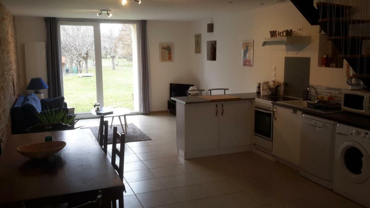 Hamac Et Potager Gite Et Chambre D'Hotes La Chapelle-de-Bragny Exterior foto